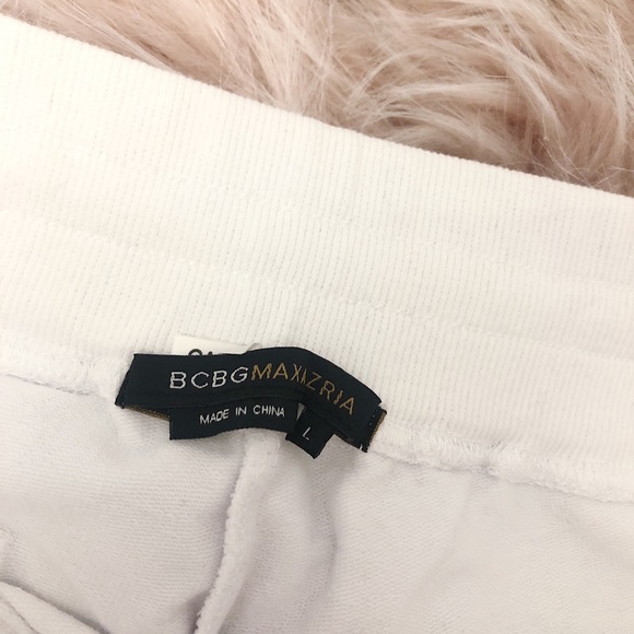 ⭐️Buy 1 get 1 FREE⭐️ BCBG White wide leg pants - Picture 3 of 4